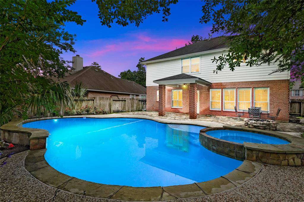 The Woodlands, TX 77382,19 Heron Hollow CT