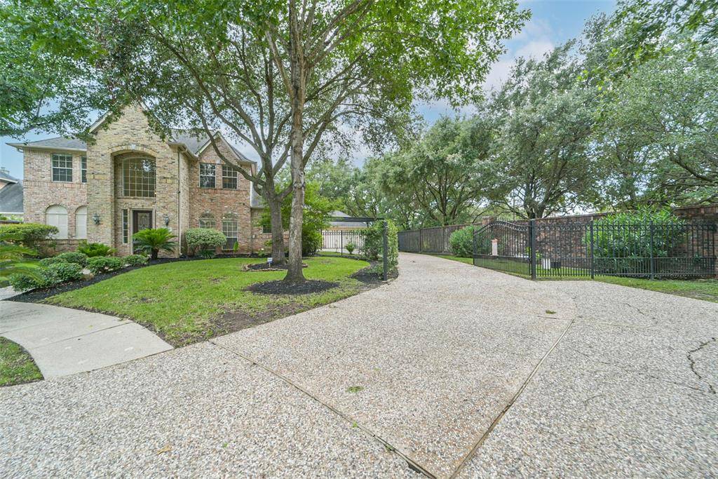 Houston, TX 77077,13331 Brentonwood LN