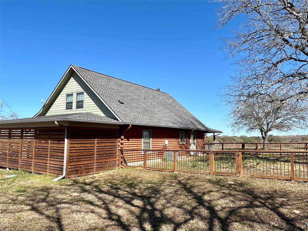 Adkins, TX 78101,143 Home Place DR