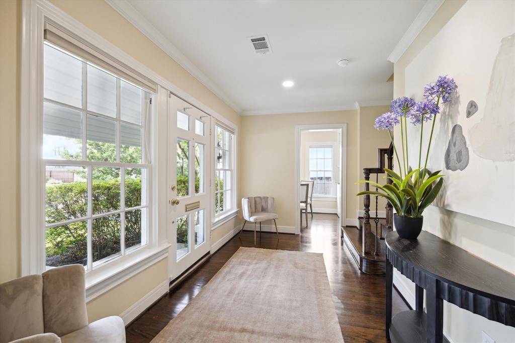 Houston, TX 77005,2927 Robinhood ST