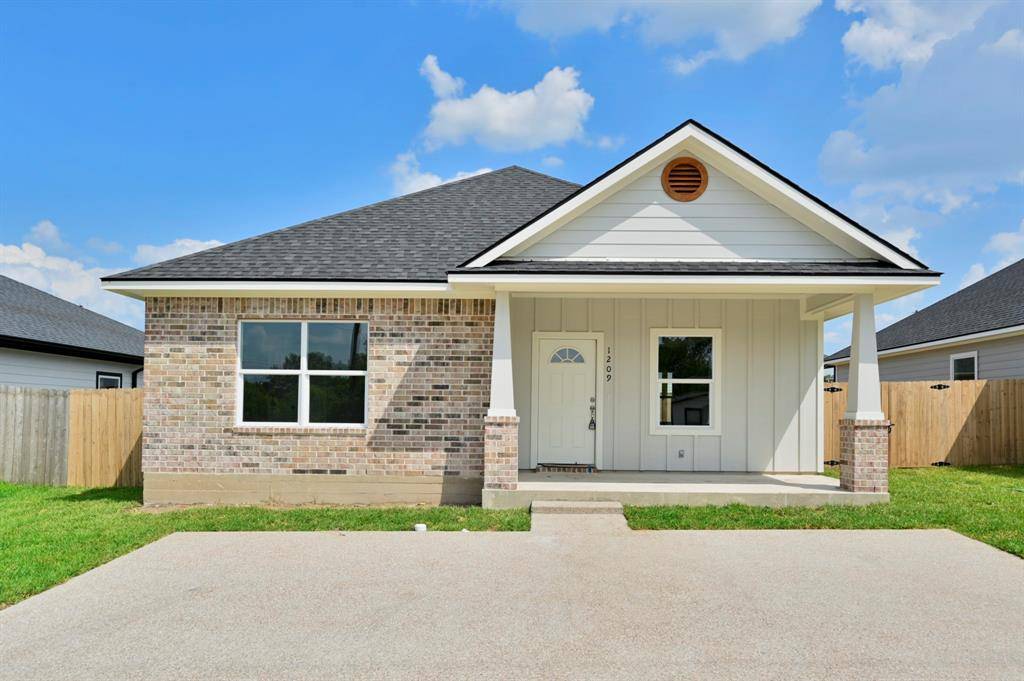 Bryan, TX 77803,1209 Henderson ST