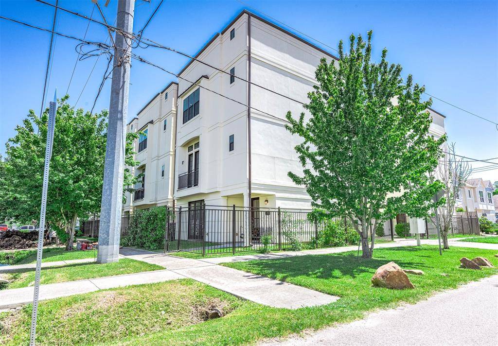 Houston, TX 77007,1721 Shearn ST