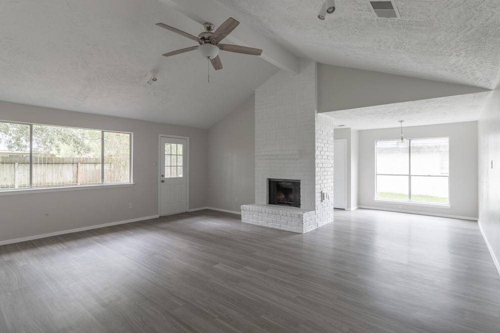 Houston, TX 77083,15803 Cerca Blanca DR