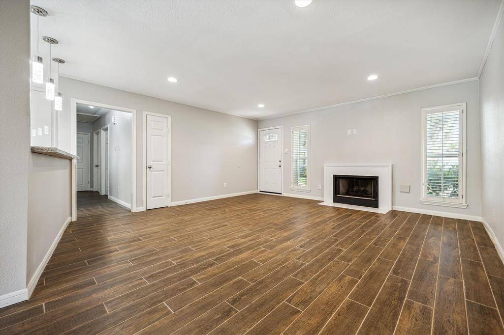 Bellaire, TX 77401,4512 Pine ST