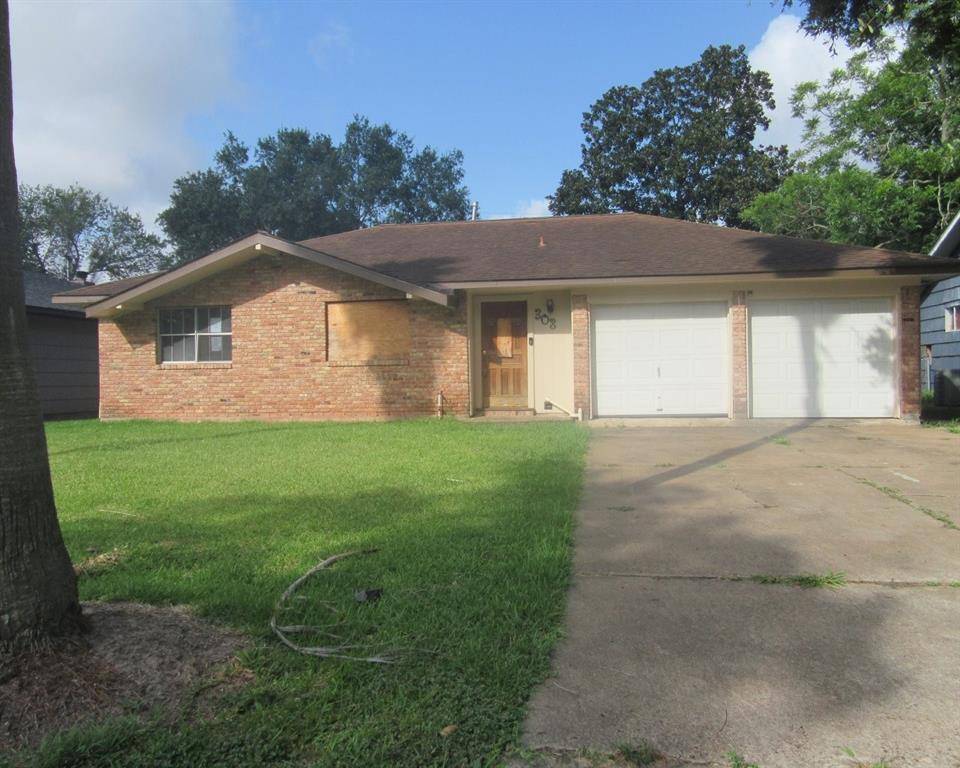 Clute, TX 77531,308 N Shanks ST