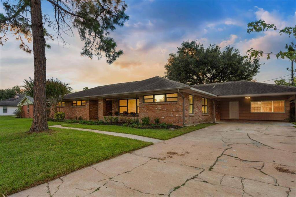 Houston, TX 77035,10825 Willowisp DR