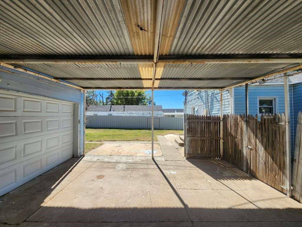 Pampa, TX 79065,1112 Charles ST