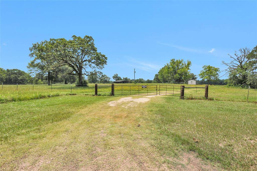 Pennington, TX 75856,7395 CR 4200