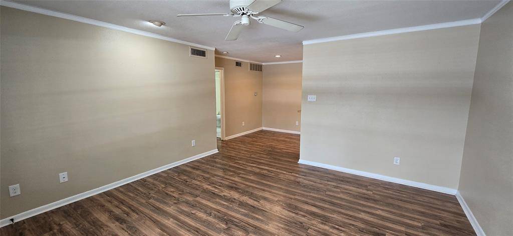 Houston, TX 77057,2350 Bering DR #114