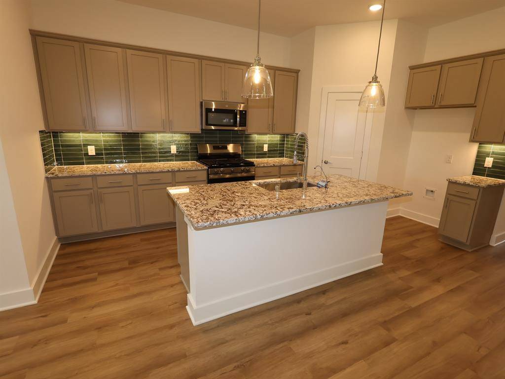 Fulshear, TX 77441,32318 Sunbeam DR