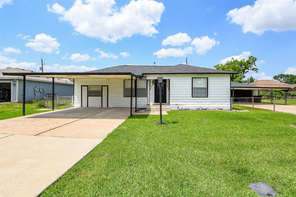 Houston, TX 77051,3017 Barberry DR