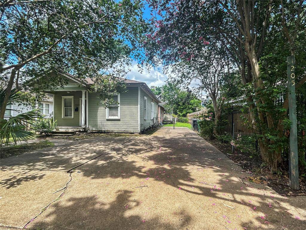 Houston, TX 77008,1203 Tulane ST