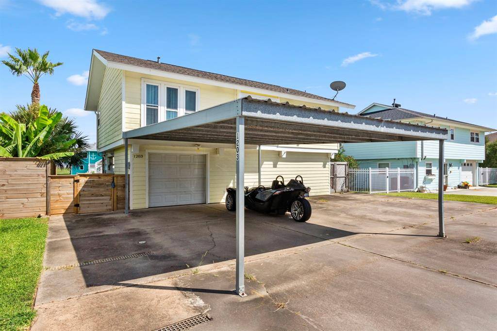 Bayou Vista, TX 77563,1203 Sailfish ST