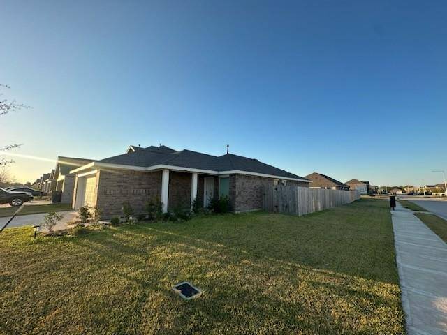 Angleton, TX 77515,277 Bennett Loop