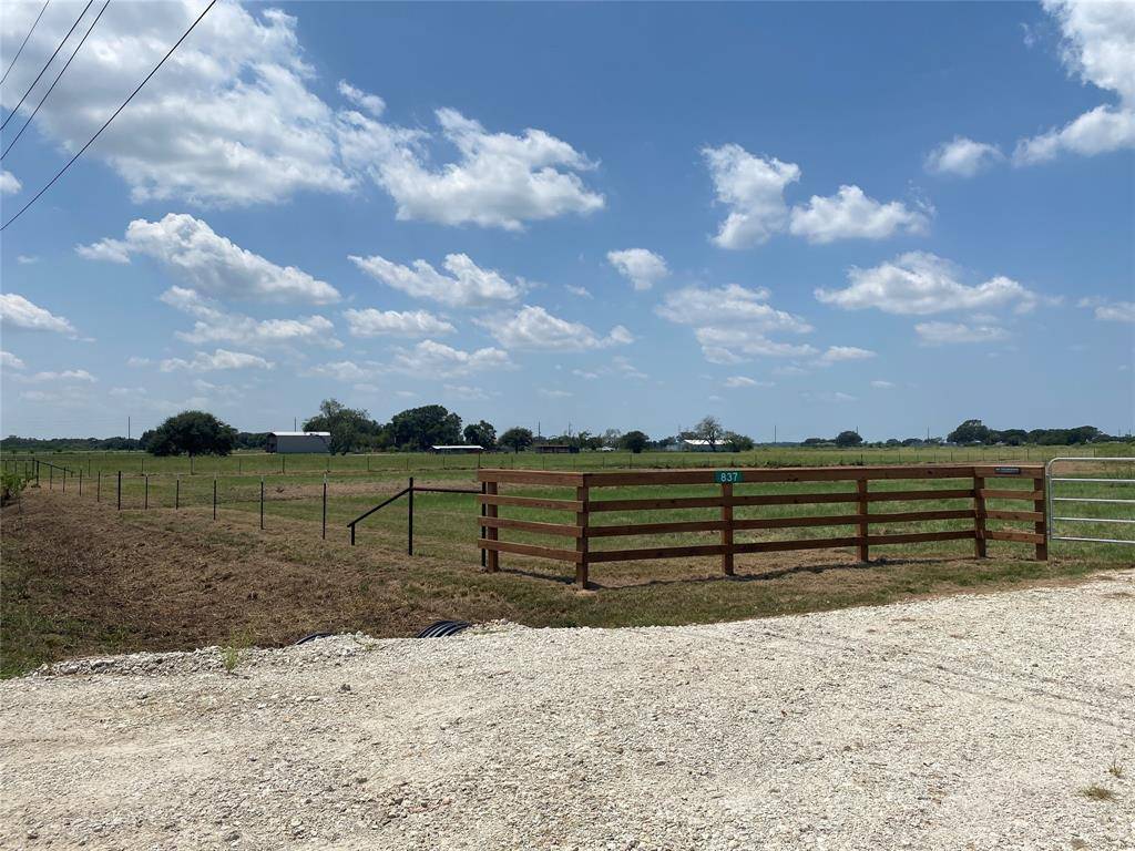 Wallis, TX 77485,837 Kaechele RD