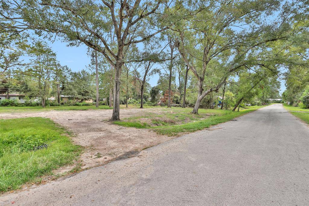 New Caney, TX 77357,20621 N Sabine DR