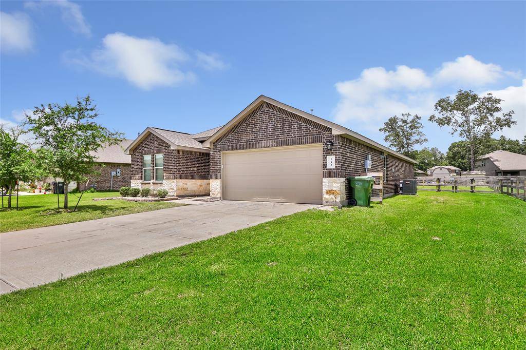 Anahuac, TX 77514,214 Kickapoo DR