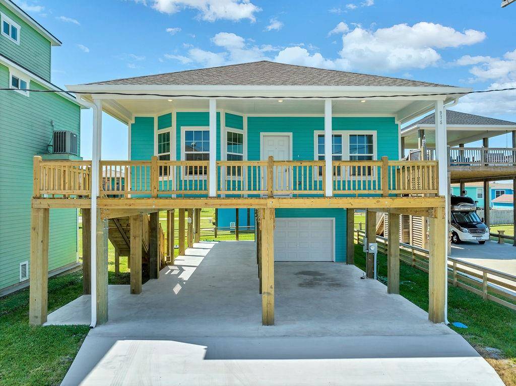 Crystal Beach, TX 77650,975 S Cove DR