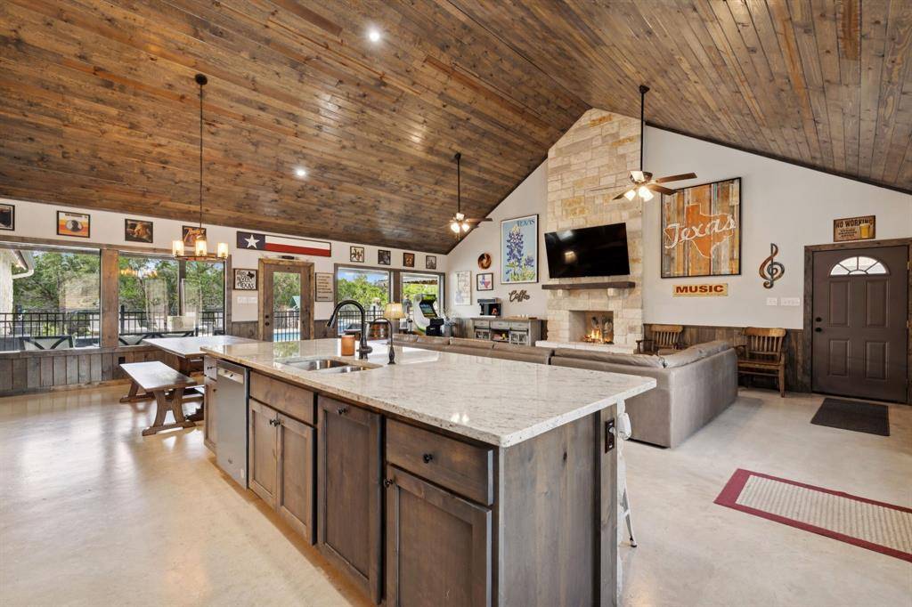 Concan, TX 78838,1723 Mountain Valley DR