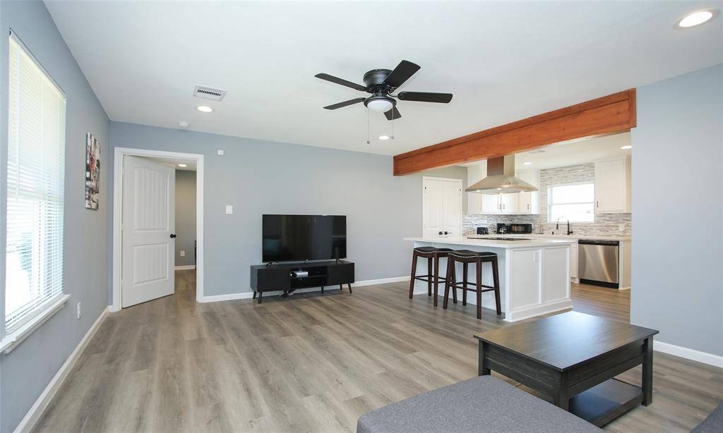 Houston, TX 77033,8103 Marcy DR