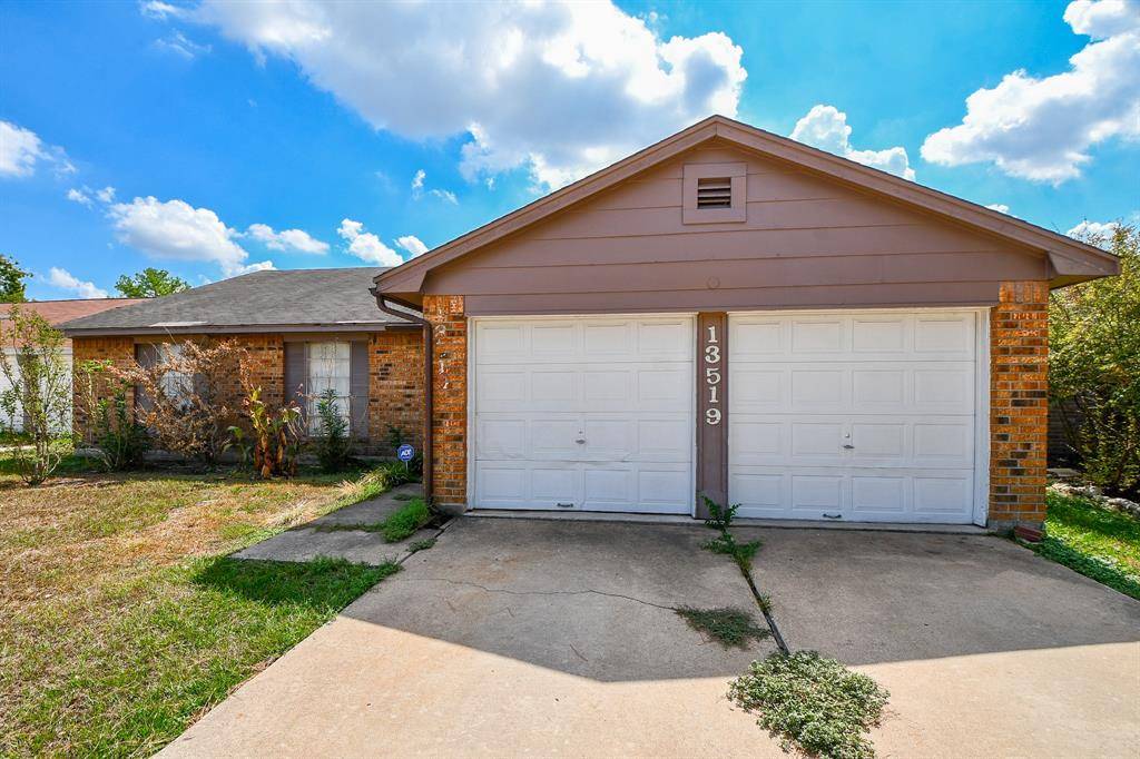 Houston, TX 77065,13519 Wimbledon Oaks DR