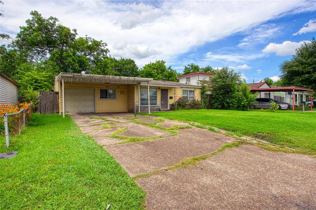 Houston, TX 77047,4203 Hartsville RD