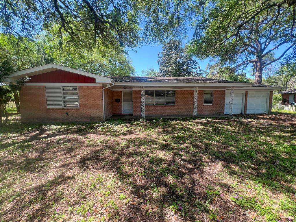 La Marque, TX 77568,105 Longridge DR