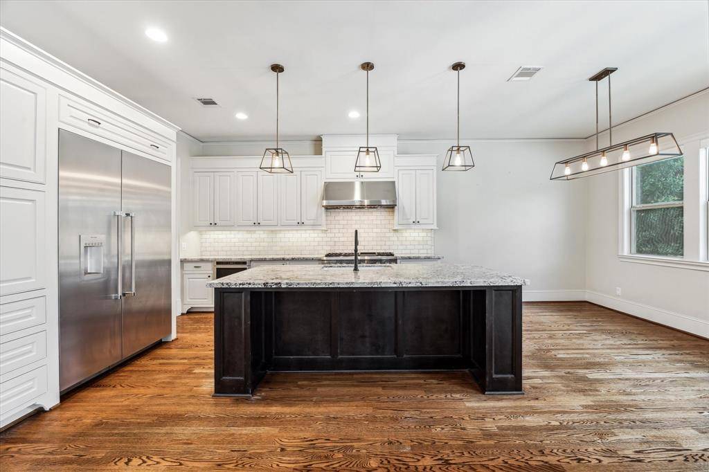 Houston, TX 77018,1901 Woodcrest DR