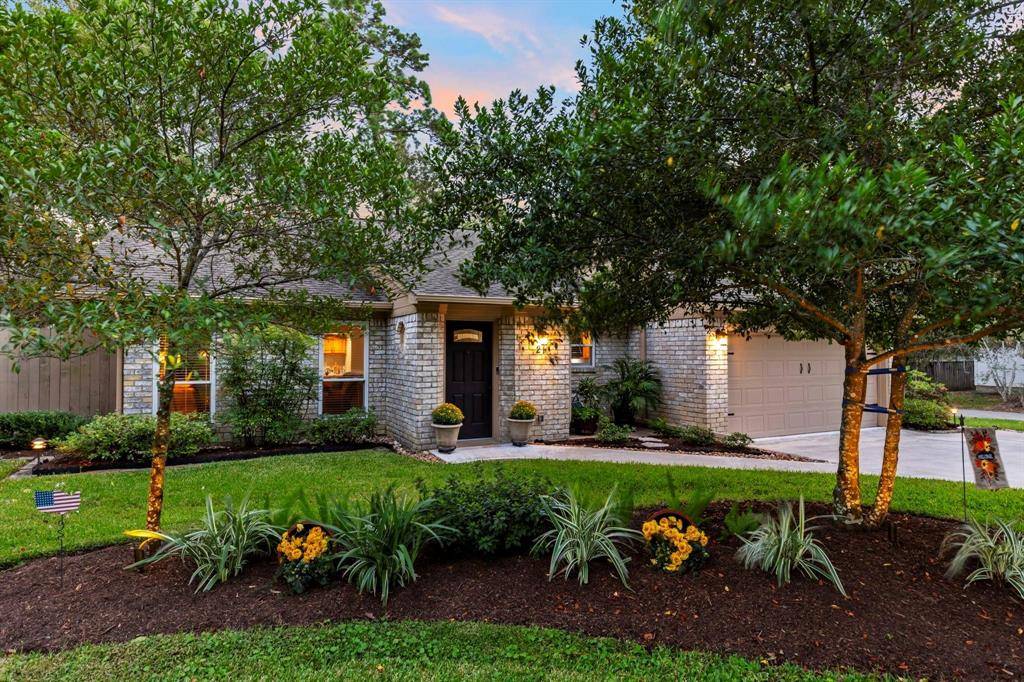 The Woodlands, TX 77381,21 Riverbank DR
