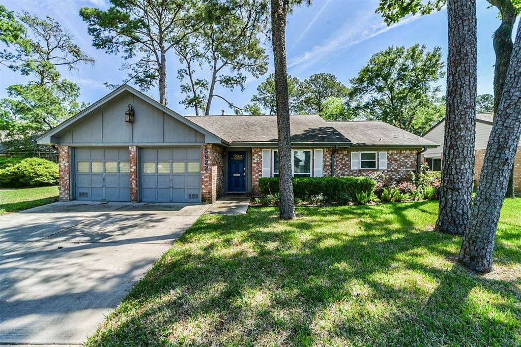 Houston, TX 77092,5622 Knobby Knoll DR