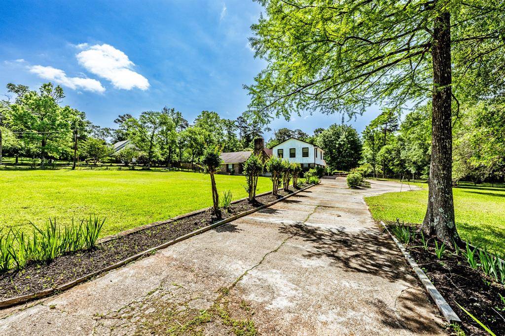 Huntsville, TX 77320,17 Briar Meadow