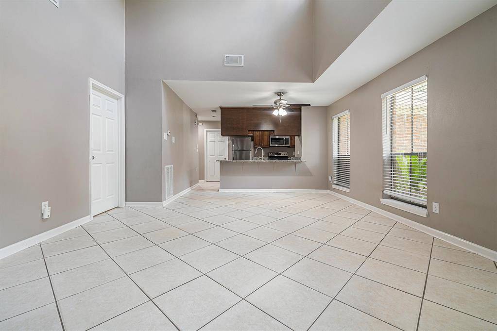 The Woodlands, TX 77381,78 W White Willow CIR