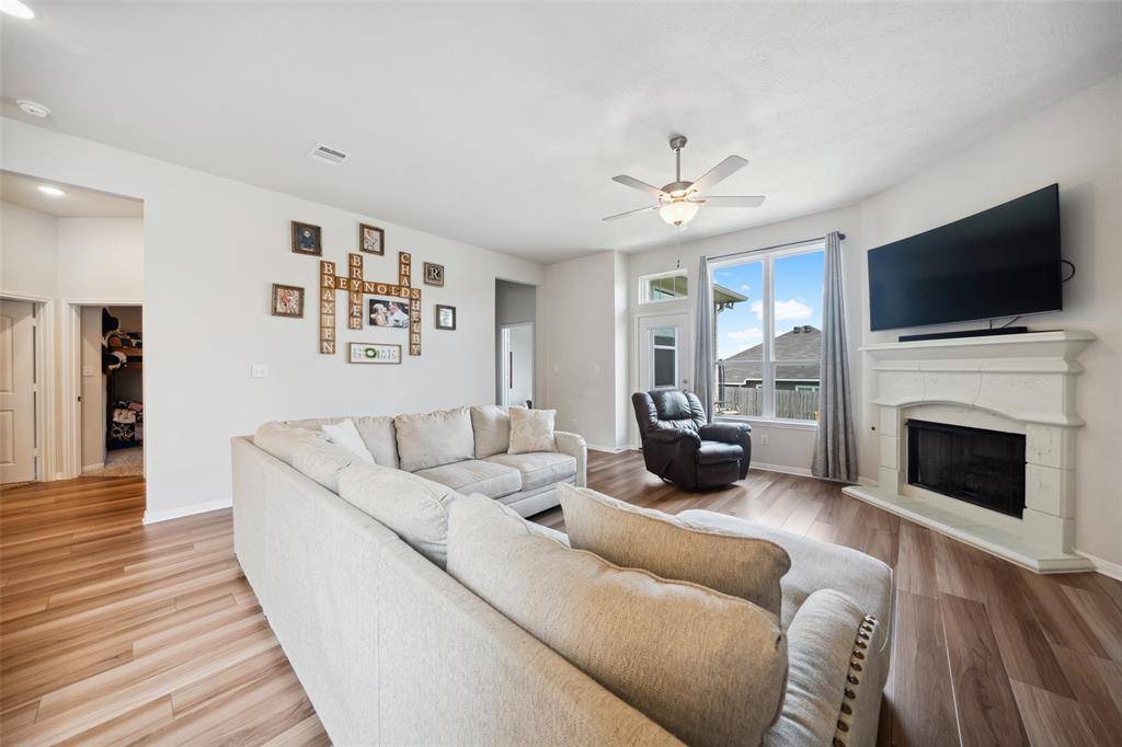 Huntsville, TX 77320,105 Alessandra WAY