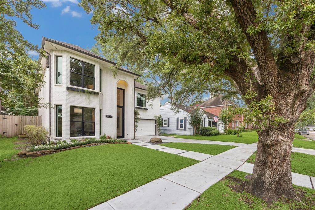 Houston, TX 77005,4239 Dartmouth AVE