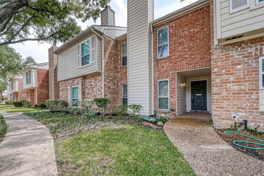 Houston, TX 77057,5989 Woodway DR