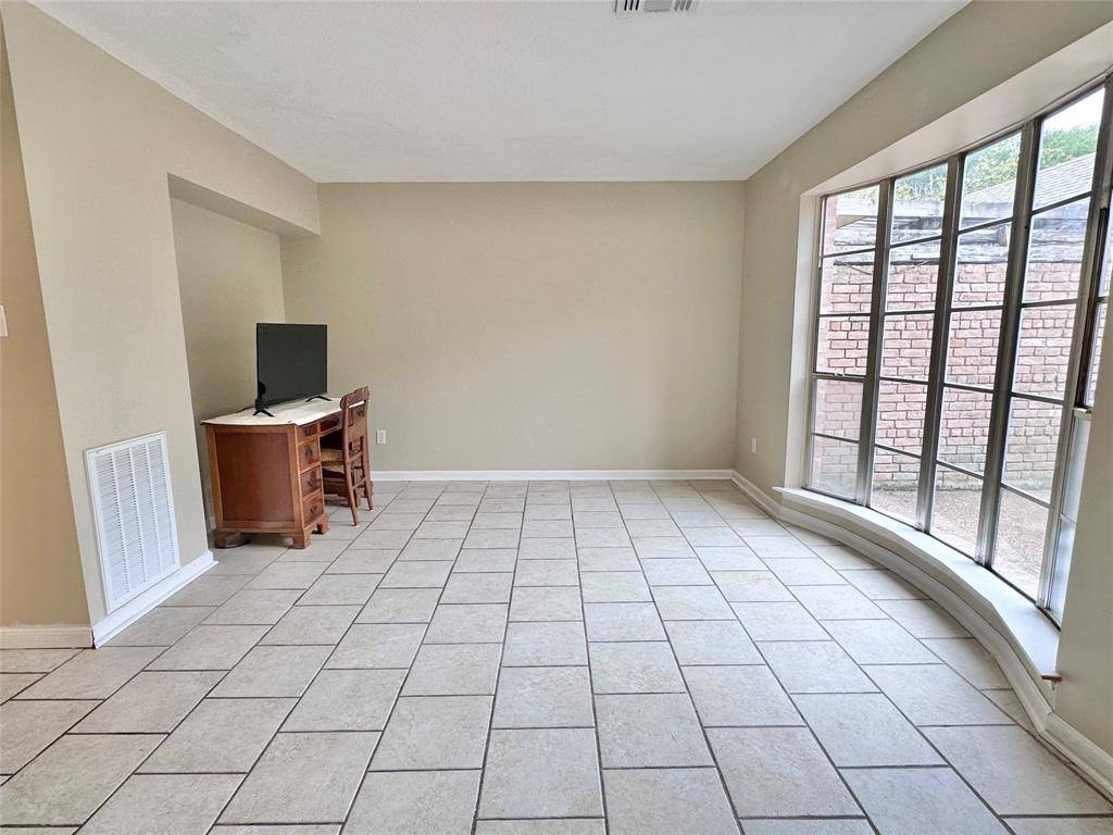 Houston, TX 77062,1355 Ramada DR #1355