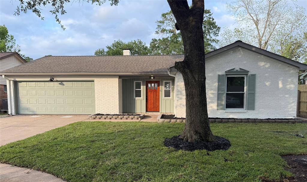 Houston, TX 77062,15607 La Casa LN