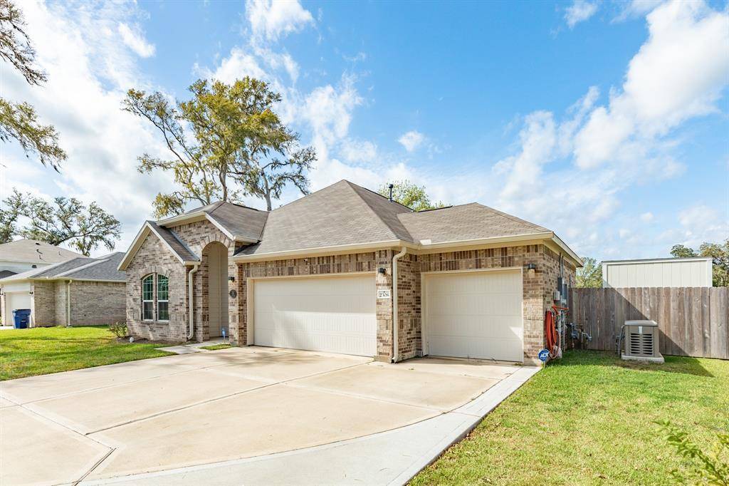 West Columbia, TX 77486,2308 Shalmar DR