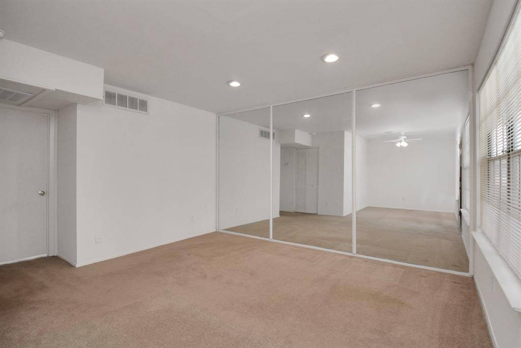 Houston, TX 77027,3224 Timmons LN #118