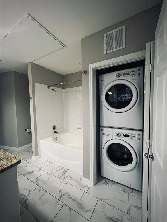 Houston, TX 77007,5353 Memorial Drive #4071