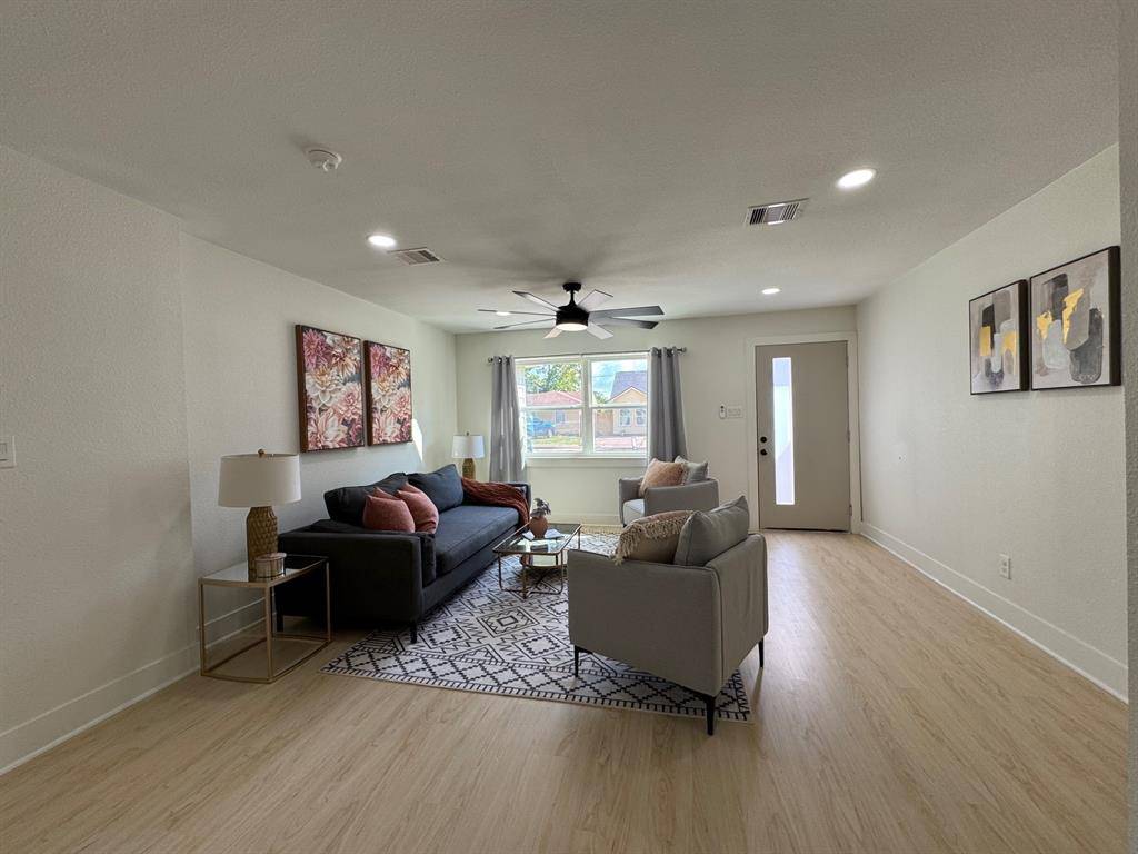 Pasadena, TX 77506,2110 Garvey DR