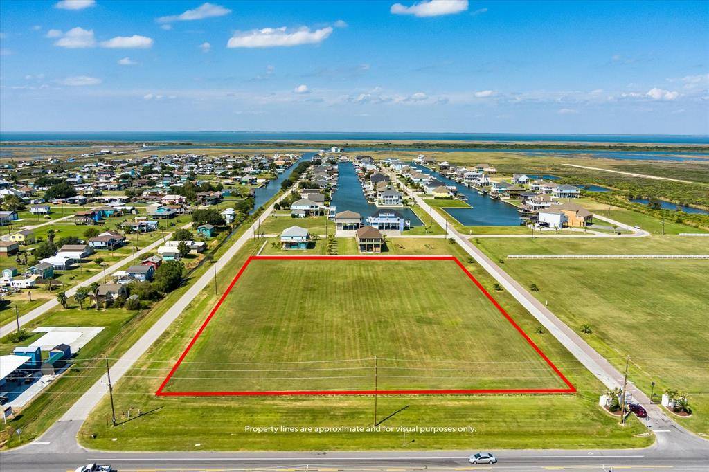 Crystal Beach, TX 77650,1015 Fountain View DR