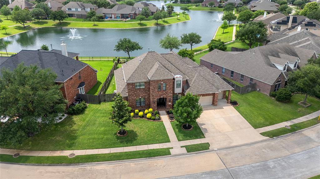 Houston, TX 77095,8711 Crossriver LN