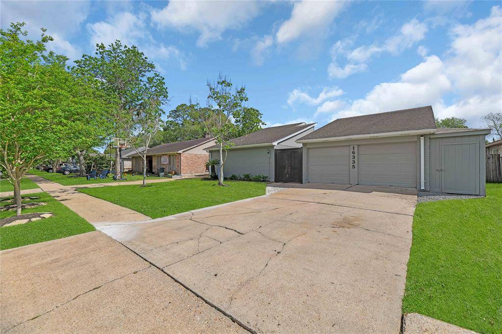 Friendswood, TX 77546,16335 Forest Bend AVE