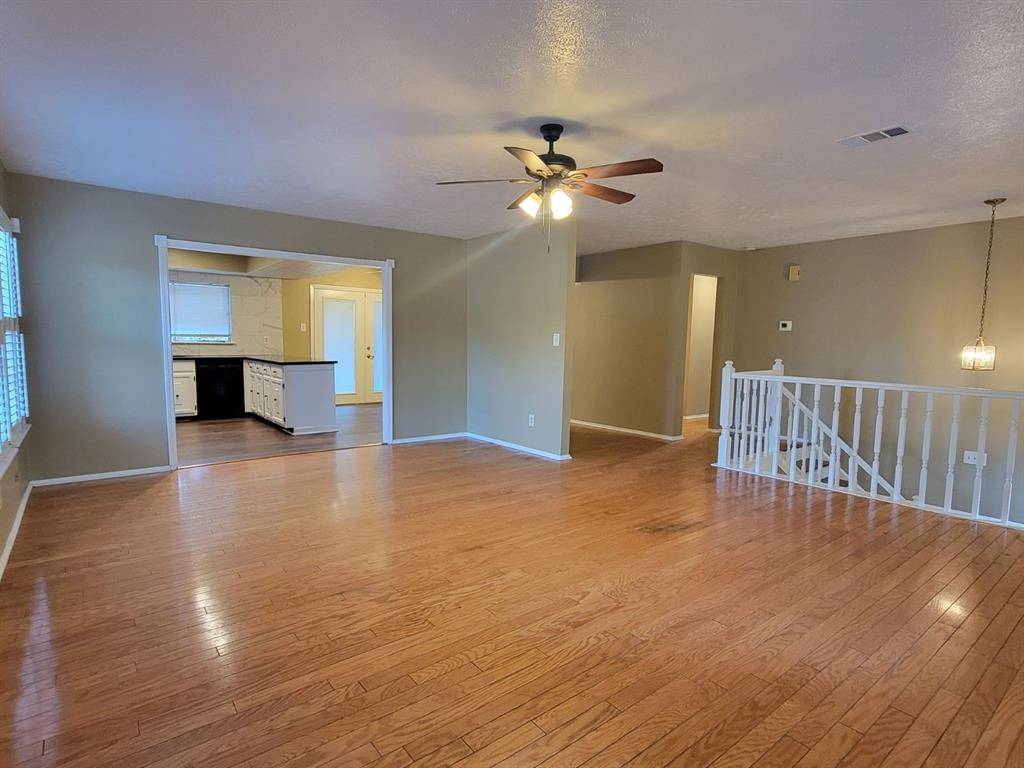 Houston, TX 77339,3222 River Valley DR