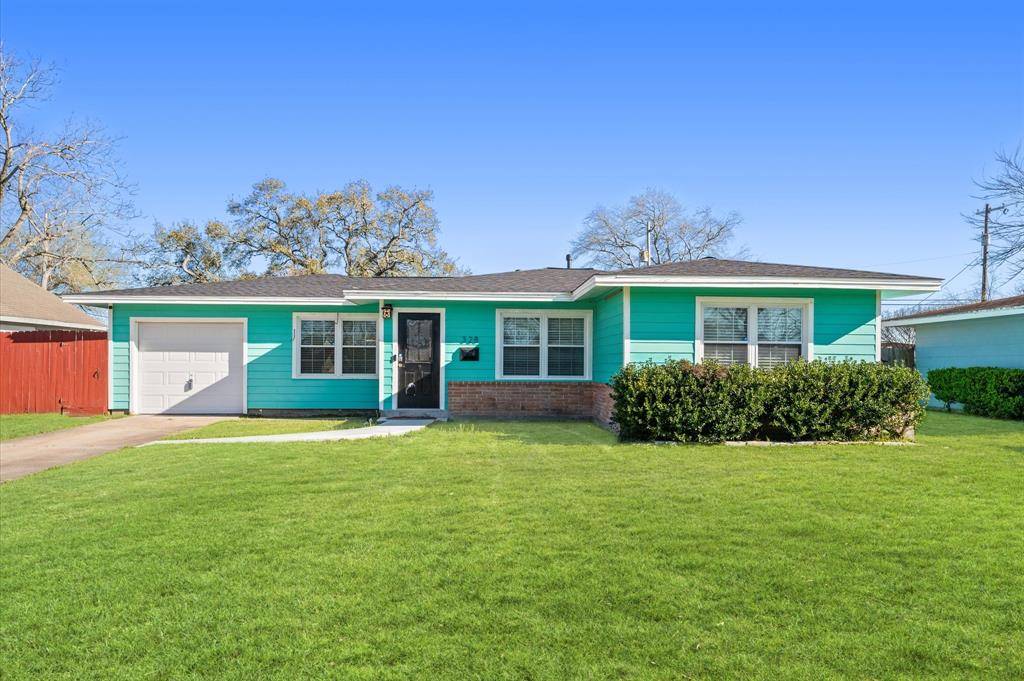 Texas City, TX 77590,328 24th AVE N