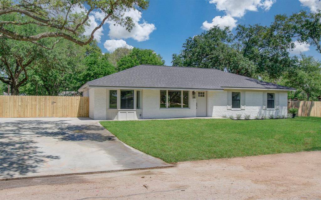Eagle Lake, TX 77434,624 Willow LN