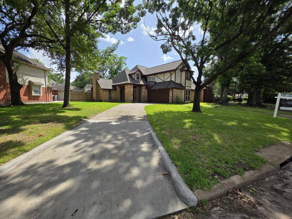 Houston, TX 77014,4219 Meadowchase LN
