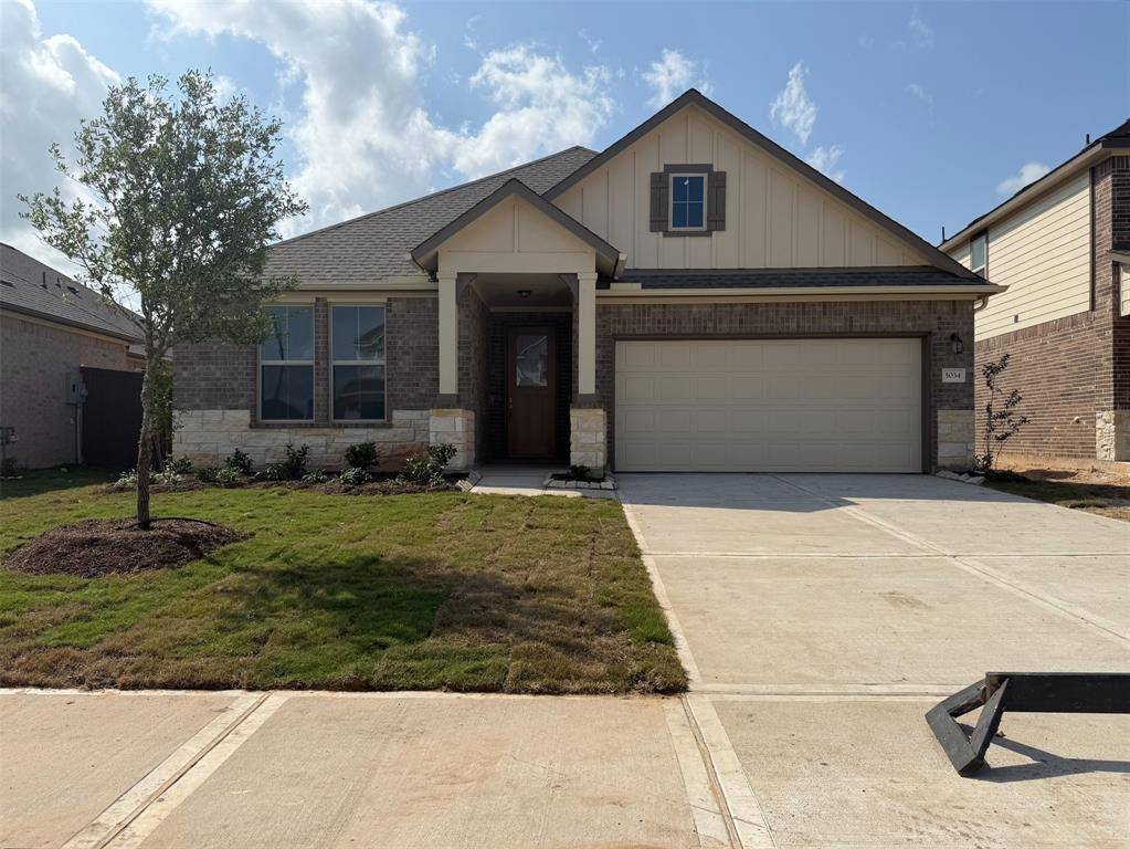 Rosenberg, TX 77471,5034 Waxwing DR