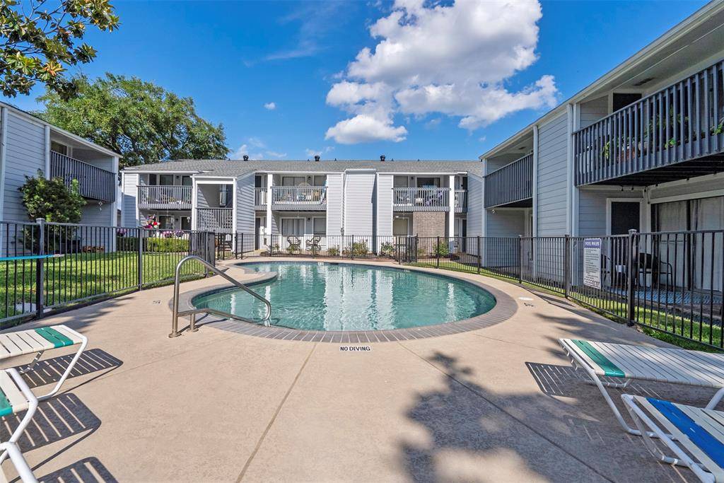 Montgomery, TX 77356,13151 Walden RD #135